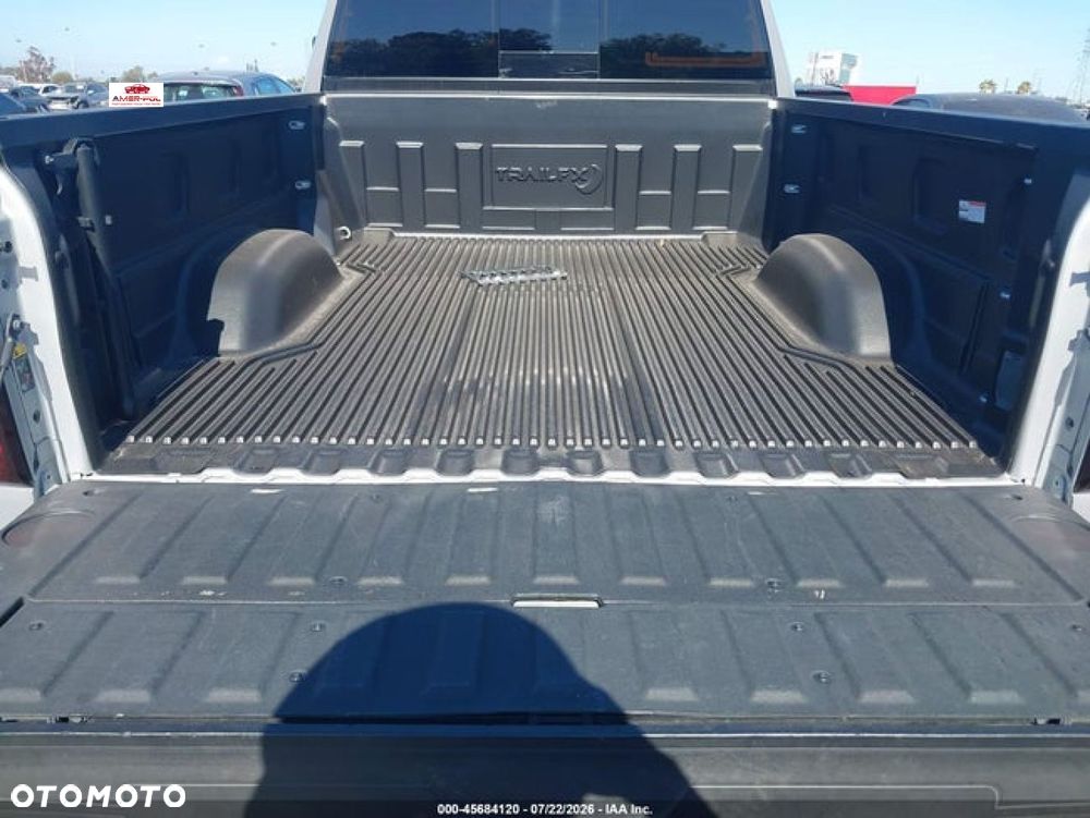 GMC Sierra - 5