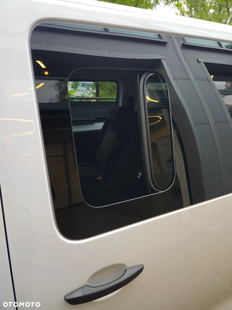 Toyota Proace Verso 2.2 D4-D Long Combi - 26