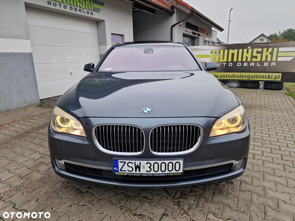 BMW Seria 7 740d xDrive - 13