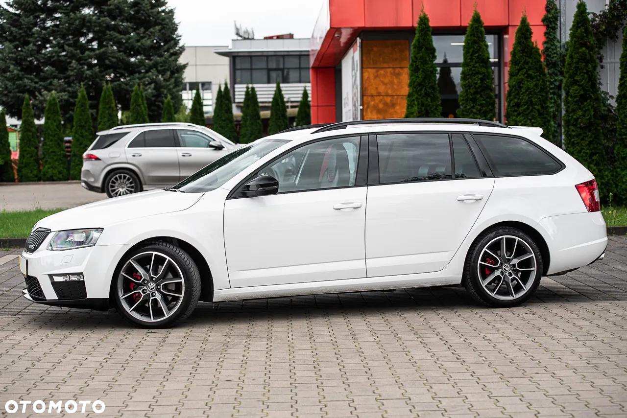 Skoda Octavia Combi 2.0 TDI 4x4 DSG RS - 7
