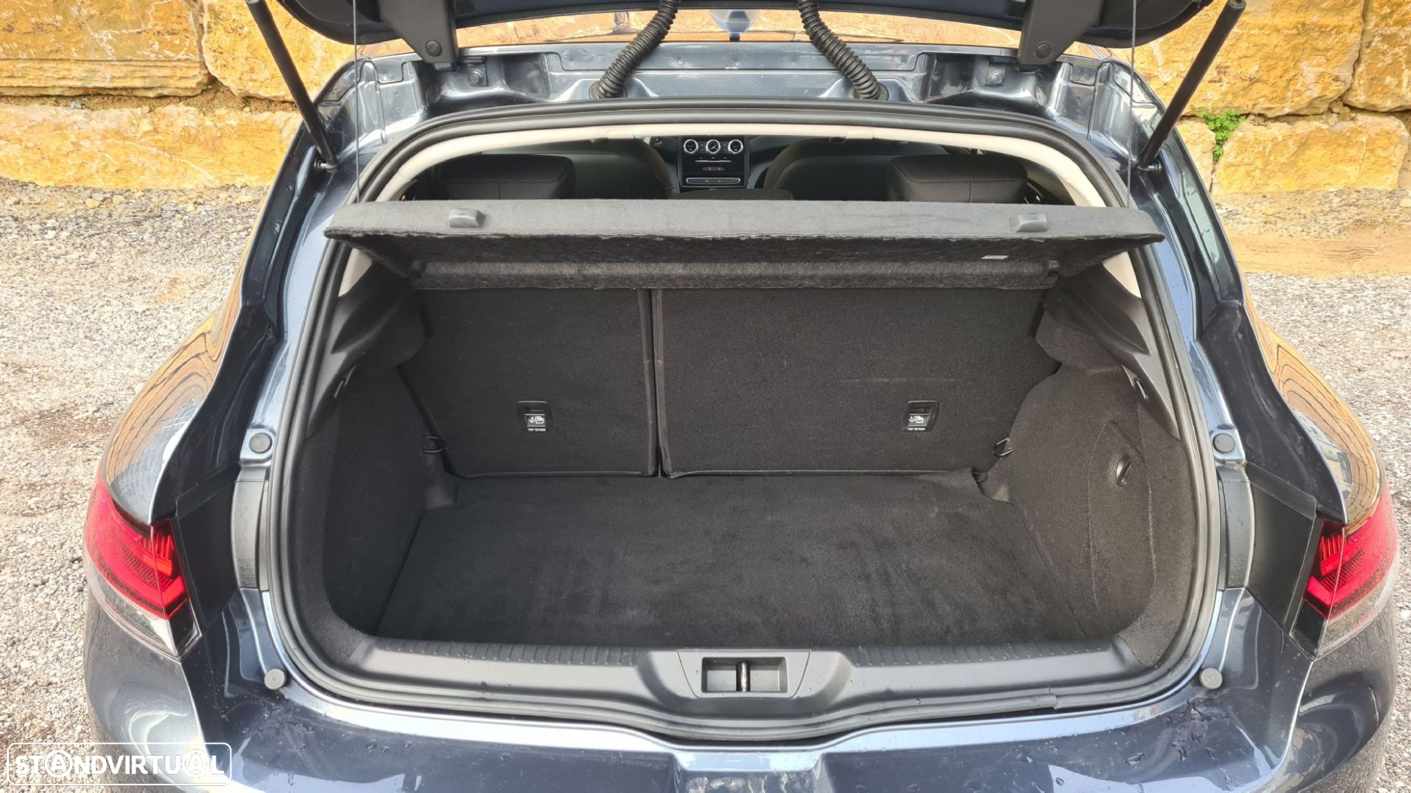 Renault Mégane 1.5 Blue dCi Intens EDC - 52