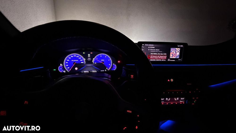 BMW Seria 5 520d xDrive AT - 27