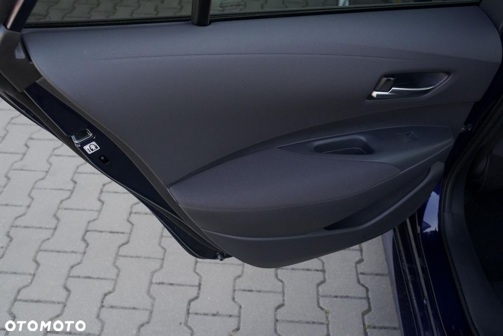 Suzuki Swace 1.8 Hybrid Premium Plus CVT - 8