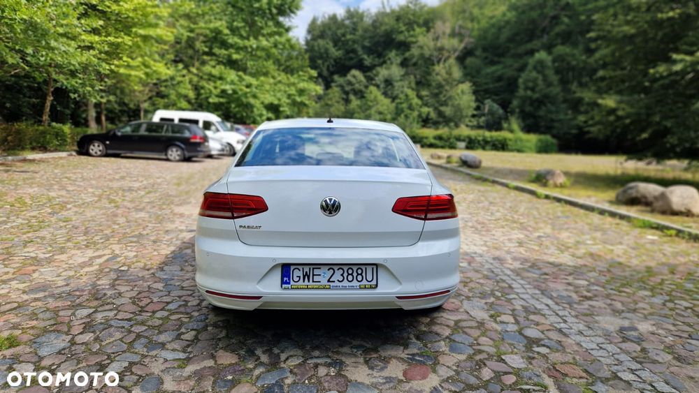 Volkswagen Passat - 7