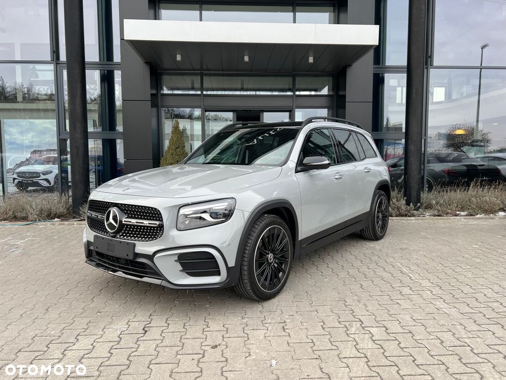 Mercedes-Benz GLB - 2
