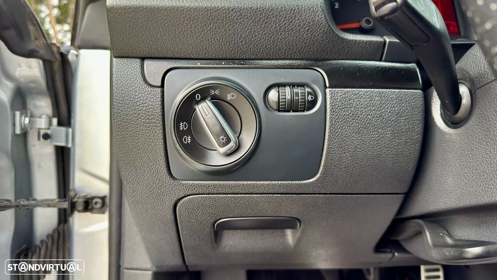 VW Scirocco 2.0 TDI Sport DSG - 31