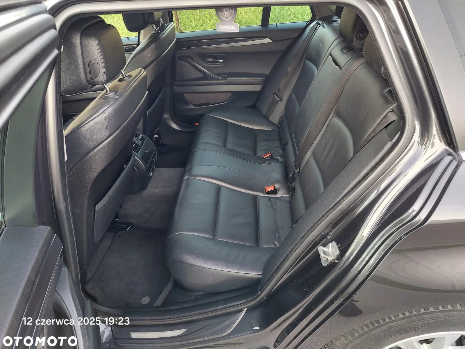 BMW Seria 5 520d Touring - 9