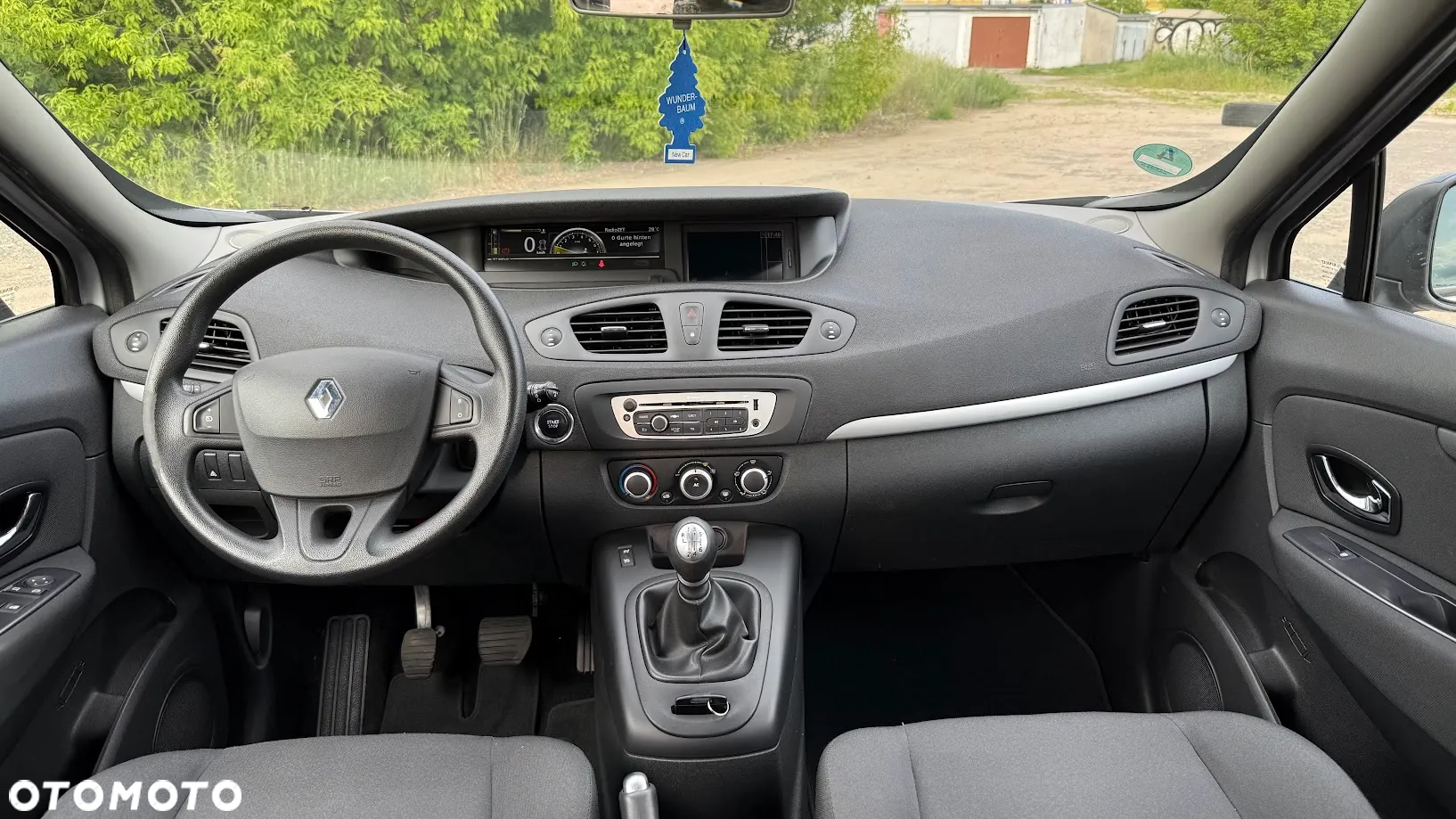 Renault Scenic 1.6 16V 110 Dynamique - 3