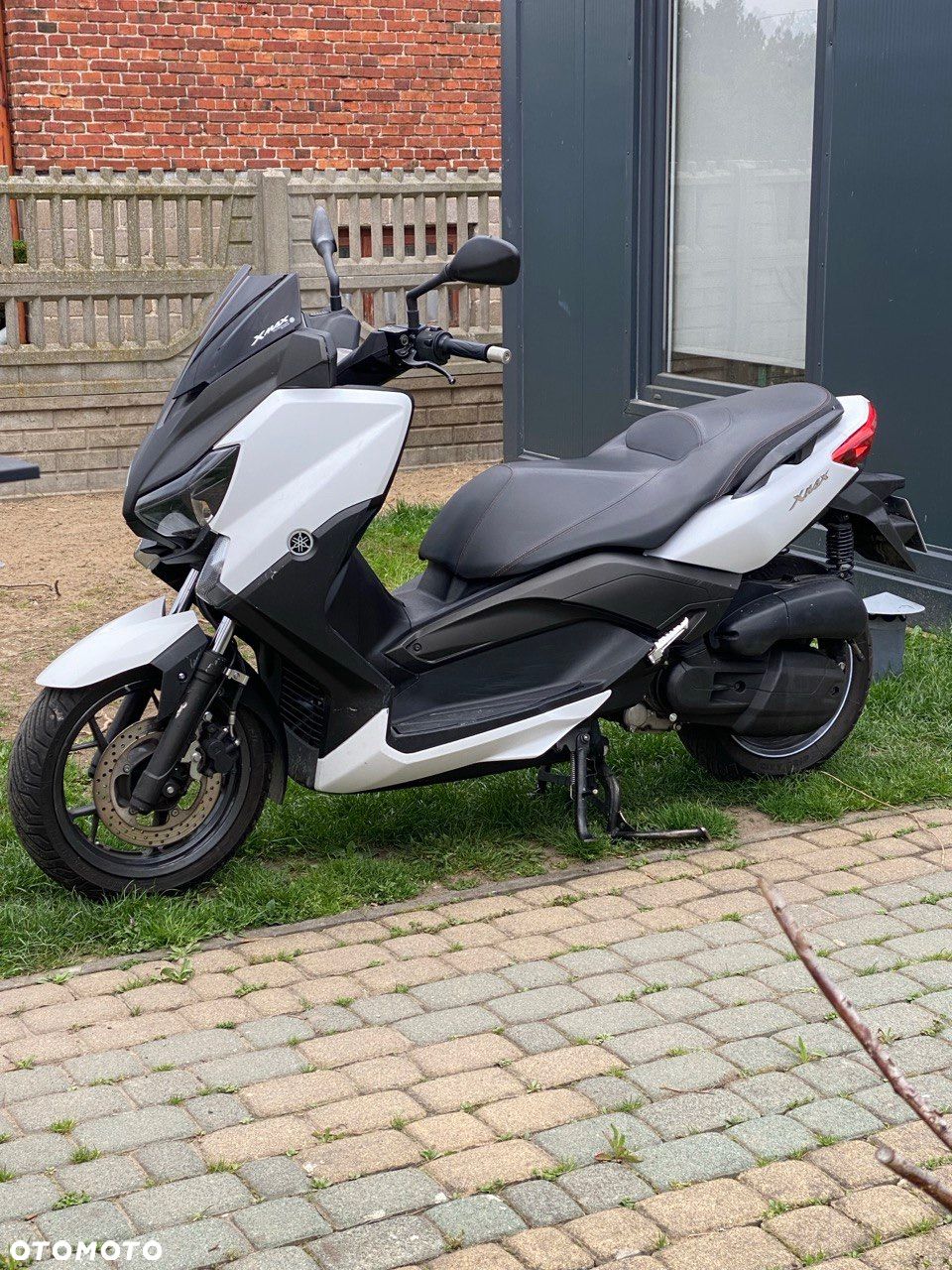 Yamaha X-max - 1