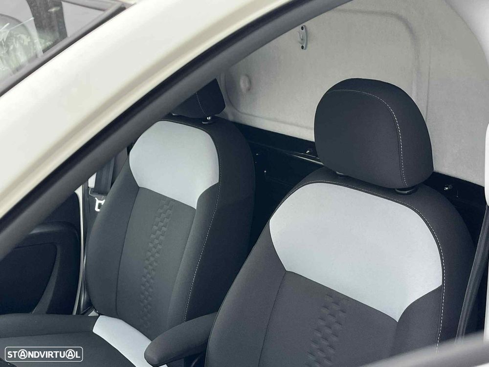 Fiat Fiorino 1.3 M-Jet SX - 2