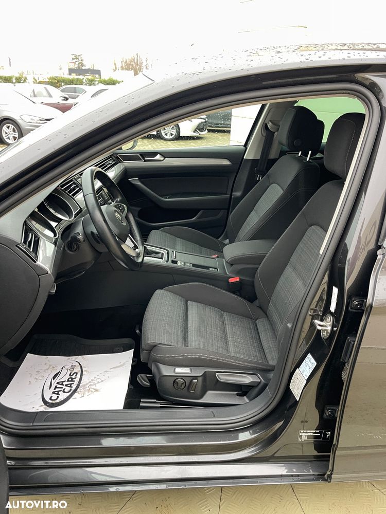 Volkswagen Passat - 29