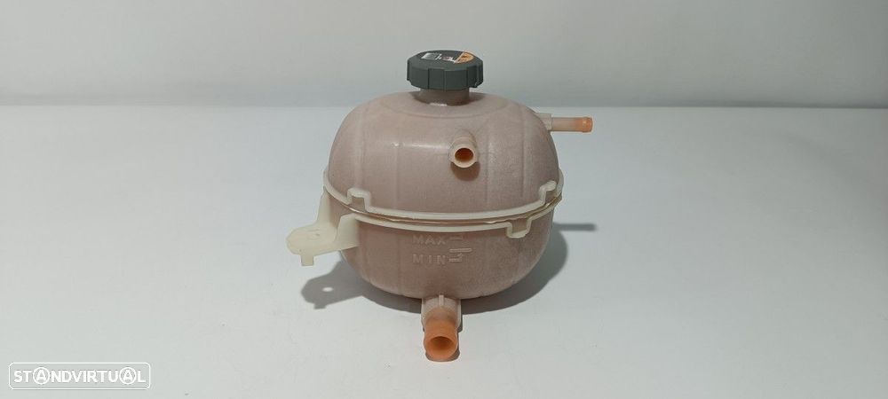 DEPOSÍTO DE EXPANSÃO KIA SPORTAGE - 1