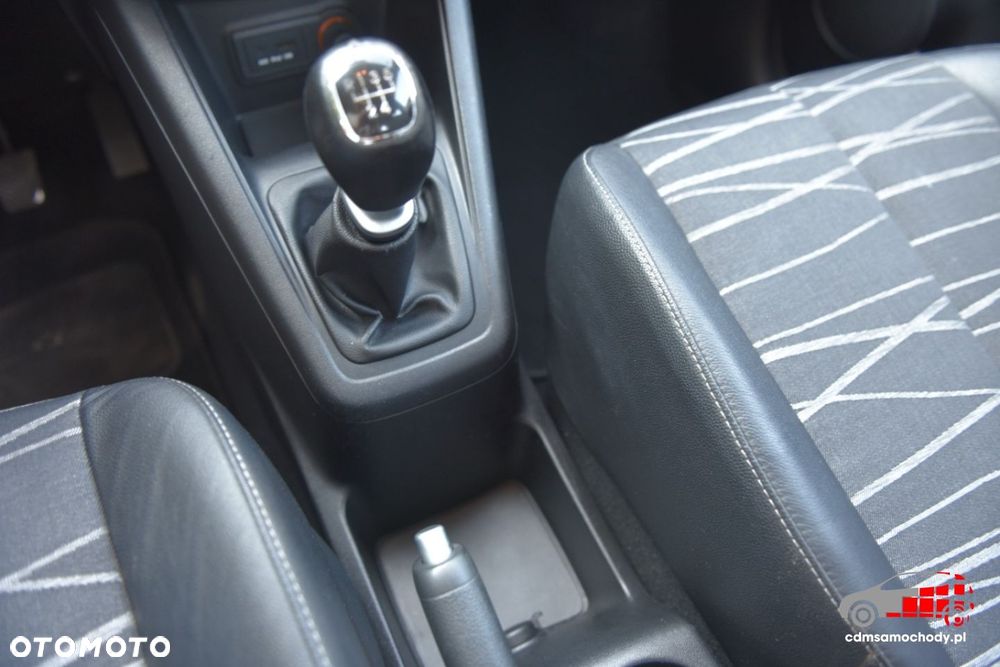 Kia Venga - 29
