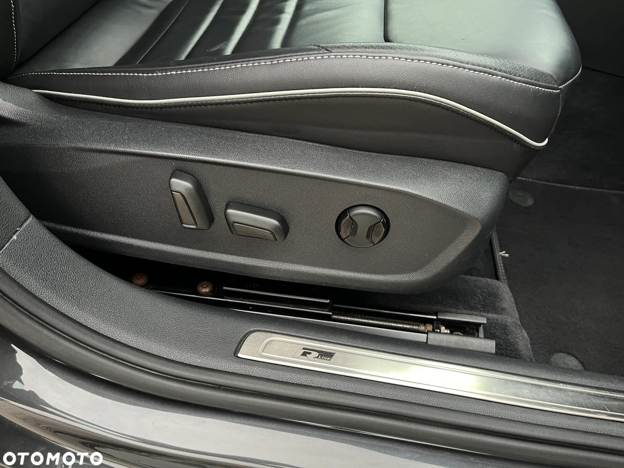 Volkswagen Arteon 2.0 TSI 4Motion R-Line DSG - 33