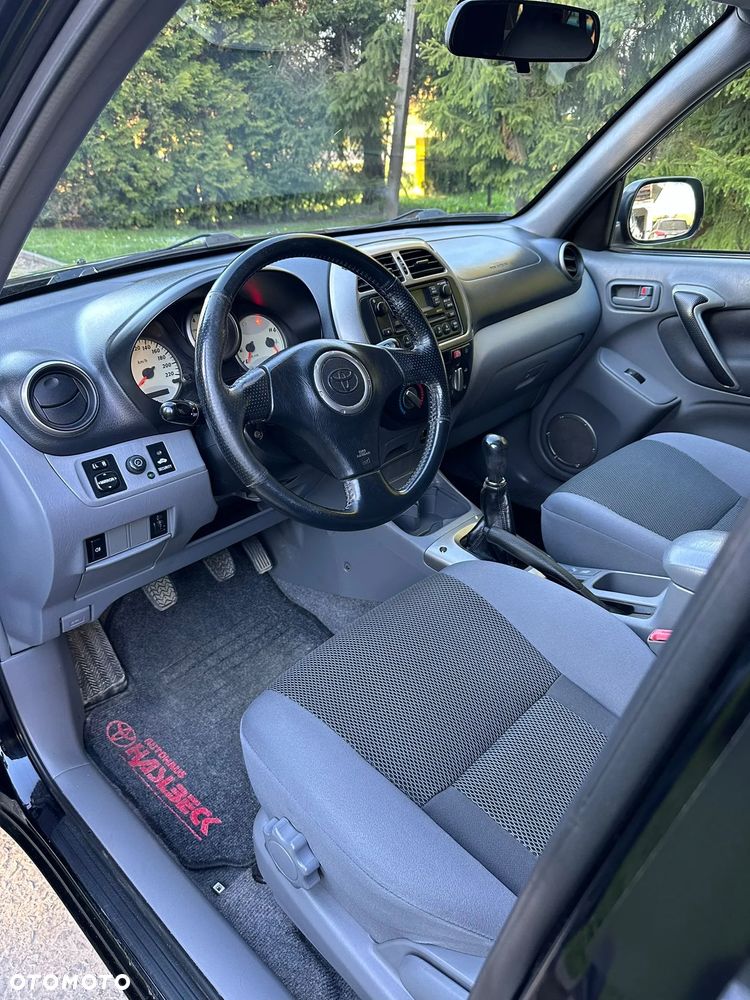 Toyota RAV4 4x4 - 17
