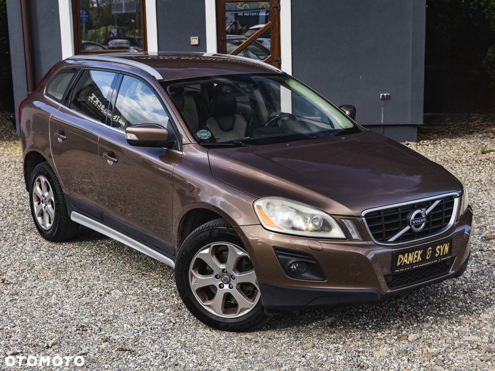 Volvo XC 60 2.4D DRIVe Momentum - 7