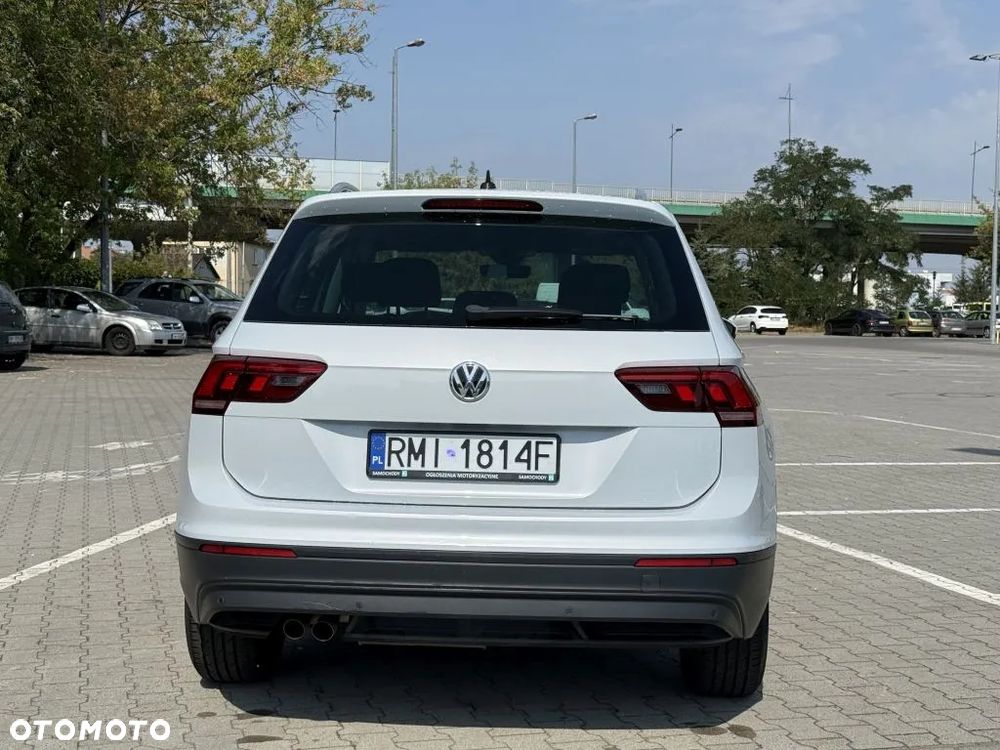 Volkswagen Tiguan - 4