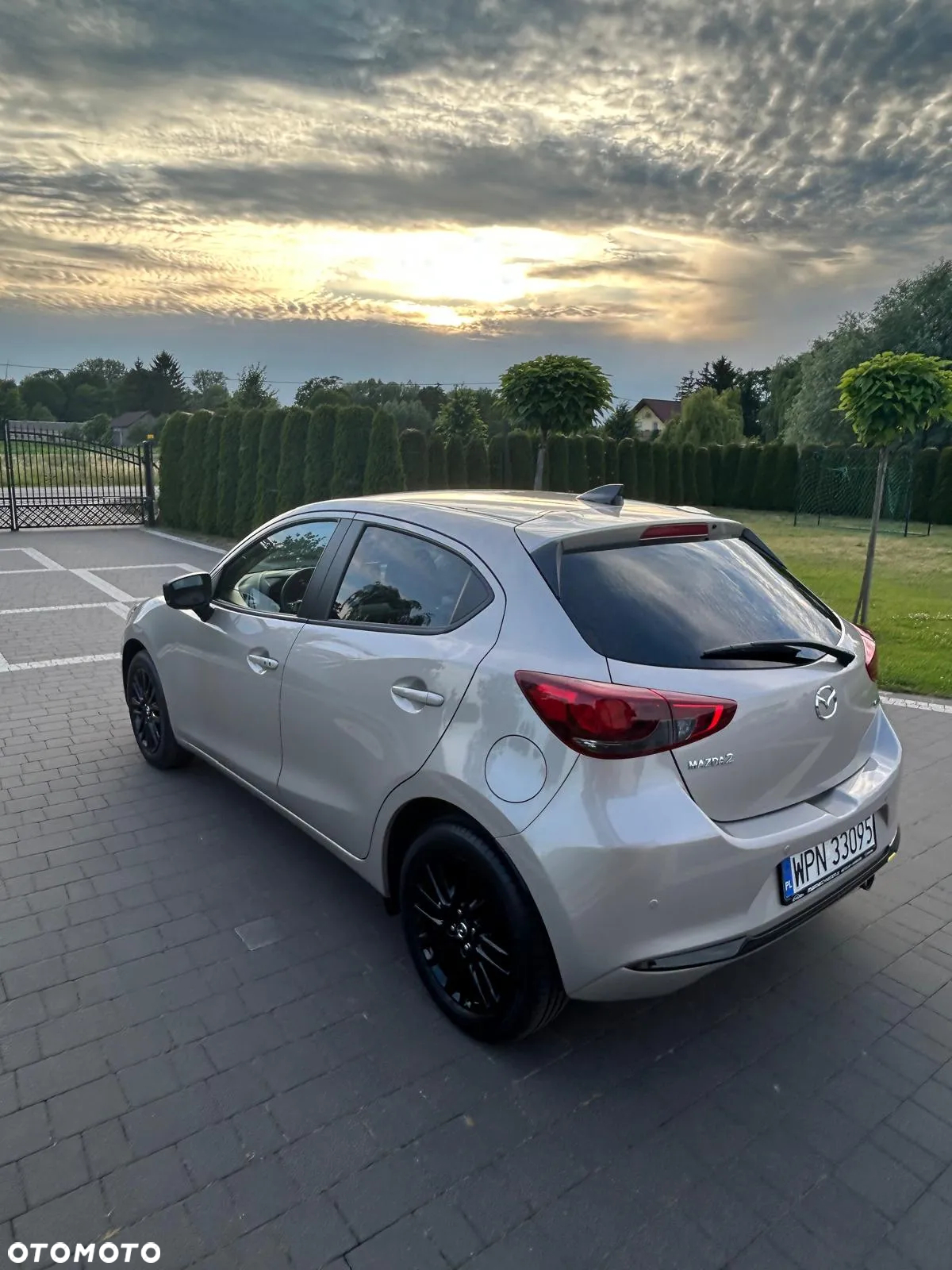 Mazda 2 e-SKYACTIV G 90 M HYBRID Homura - 9