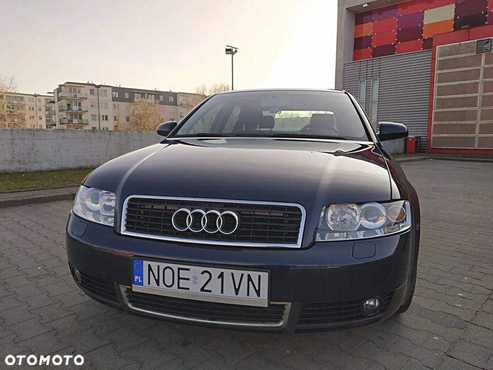 Audi A4 ver-1-8t-quattro - 8