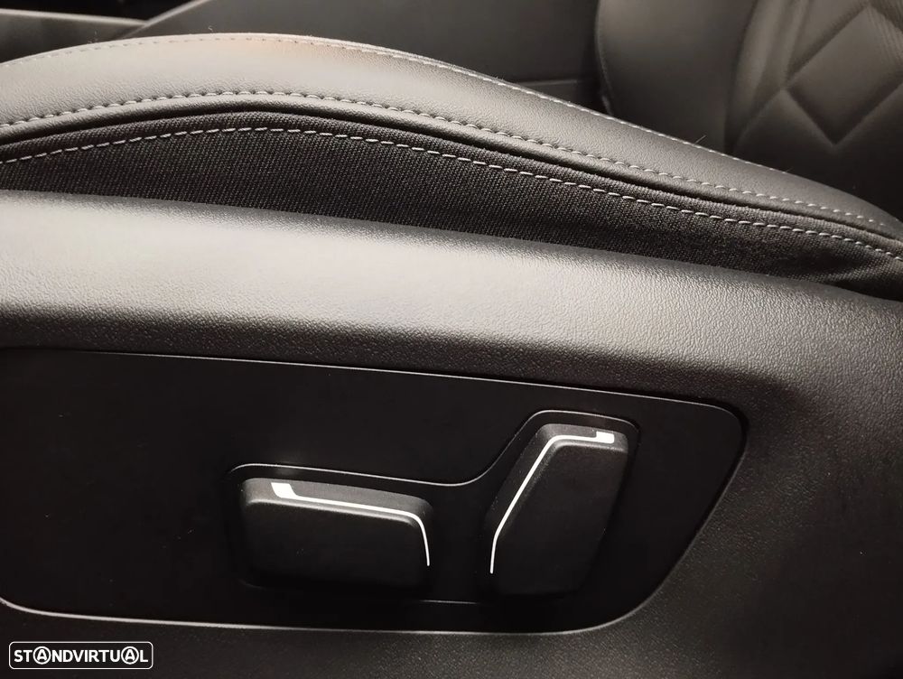 BMW 520 d Pack Desportivo M - 19