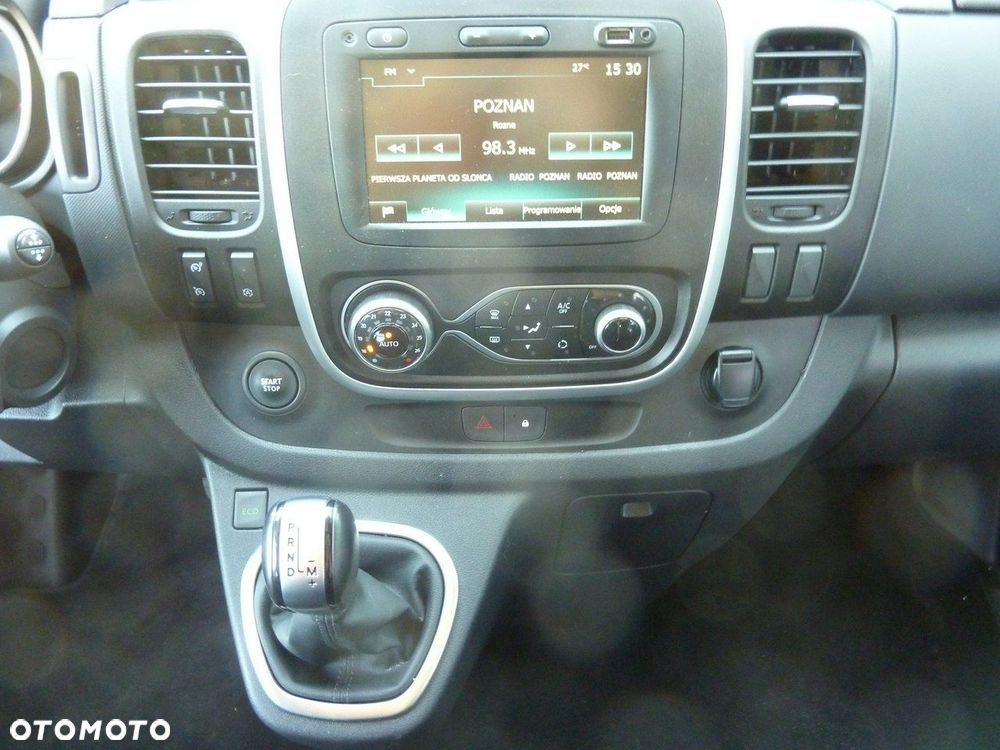 Nissan NV300 - 14
