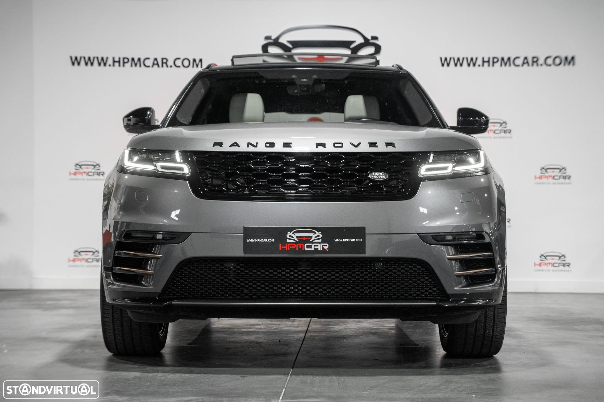 Land Rover Range Rover Velar 3.0 D R-Dynamic - 3