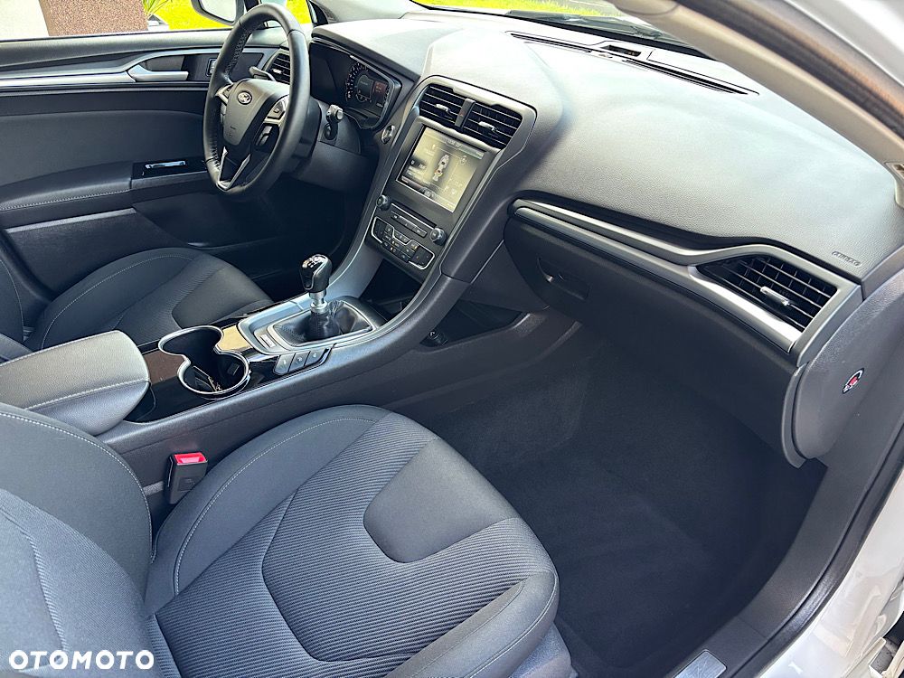 Ford Mondeo 2.0 TDCi Titanium - 28