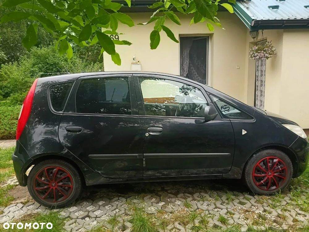 Mitsubishi Colt - 2