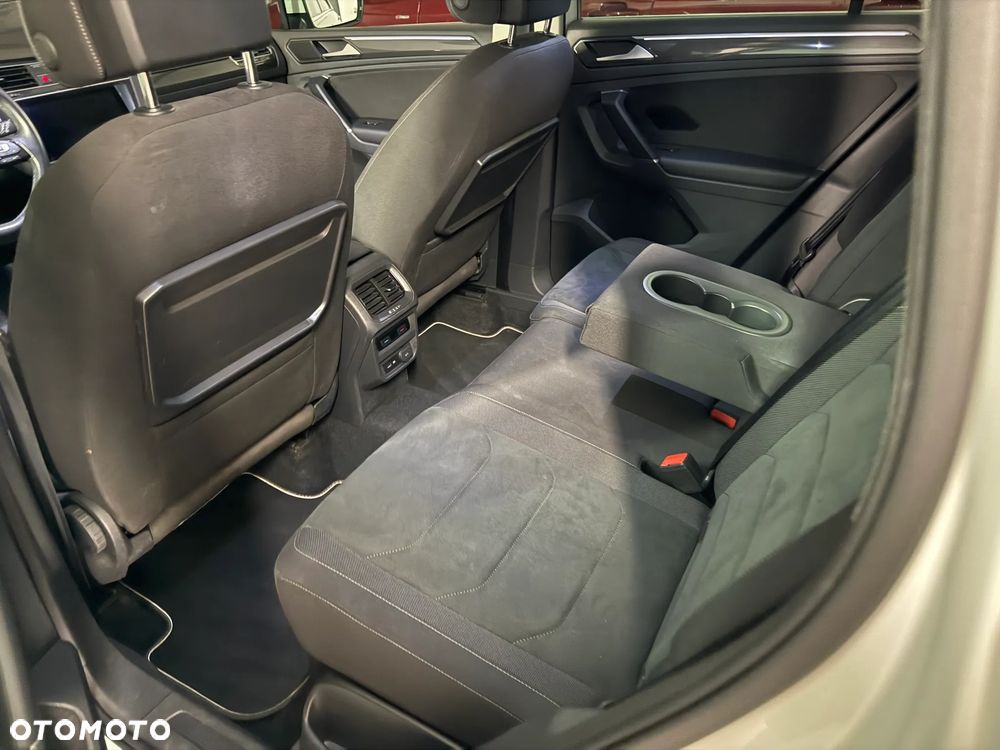 Volkswagen Tiguan - 16