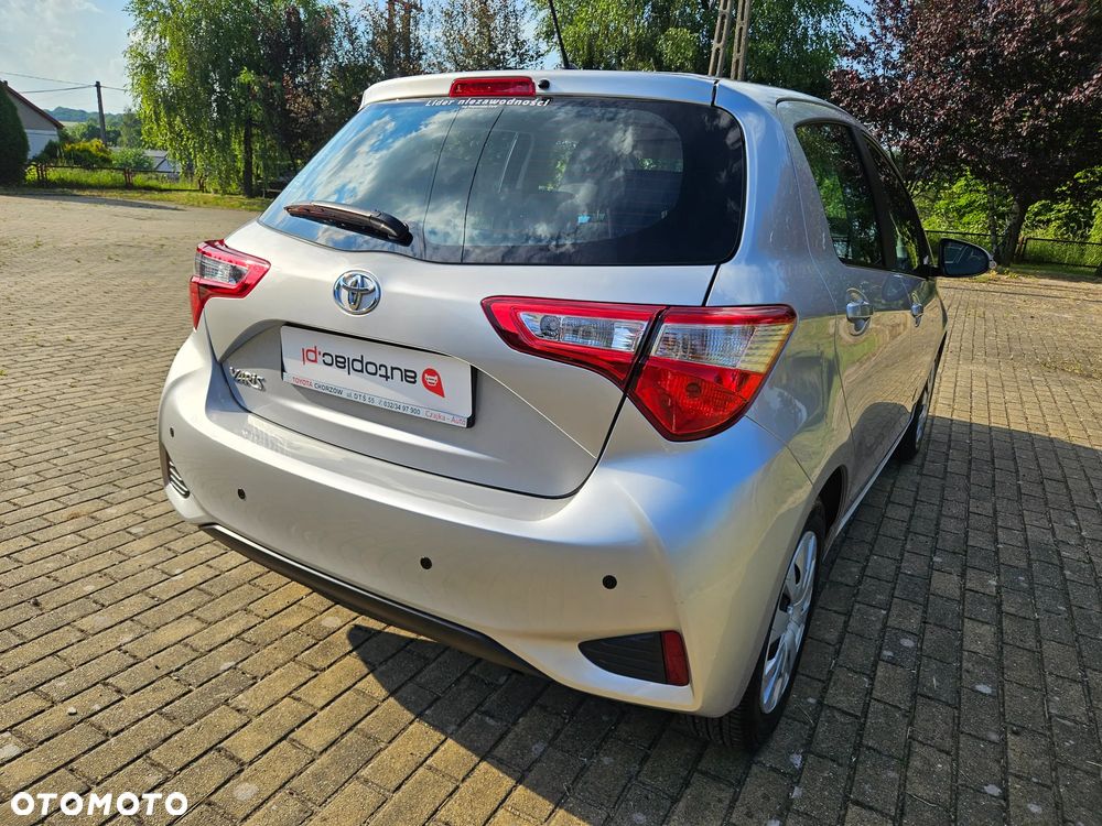 Toyota Yaris 1.0 Active EU6 - 8