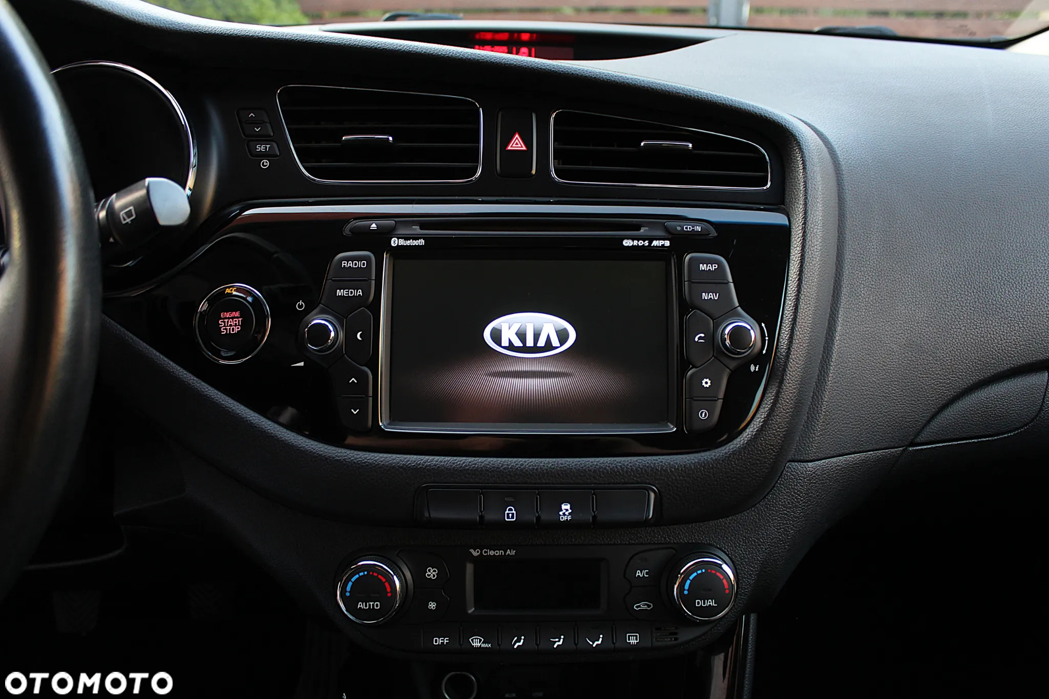 Kia Ceed Cee'd 1.6 GDI Business Line - 12
