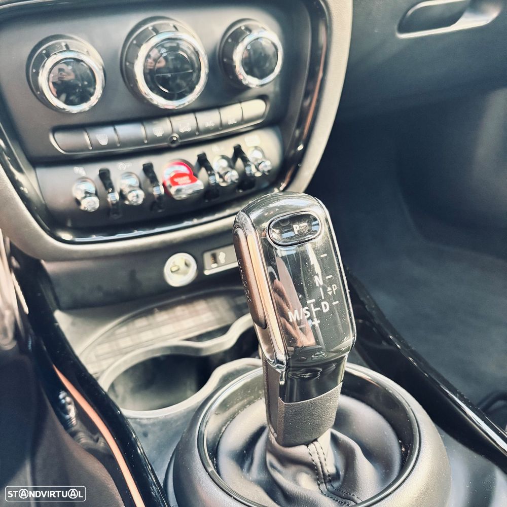 MINI Clubman John Cooper Works Premium P. JCW Plus Auto - 12