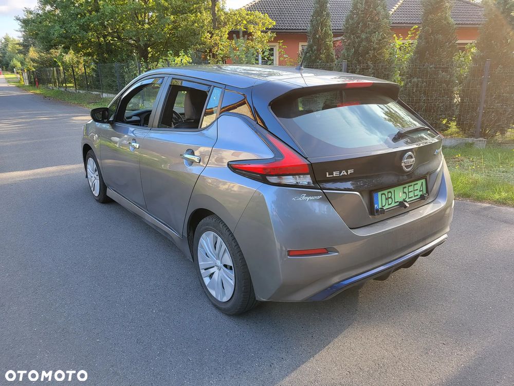 Nissan Leaf 40kWh Visia - 23
