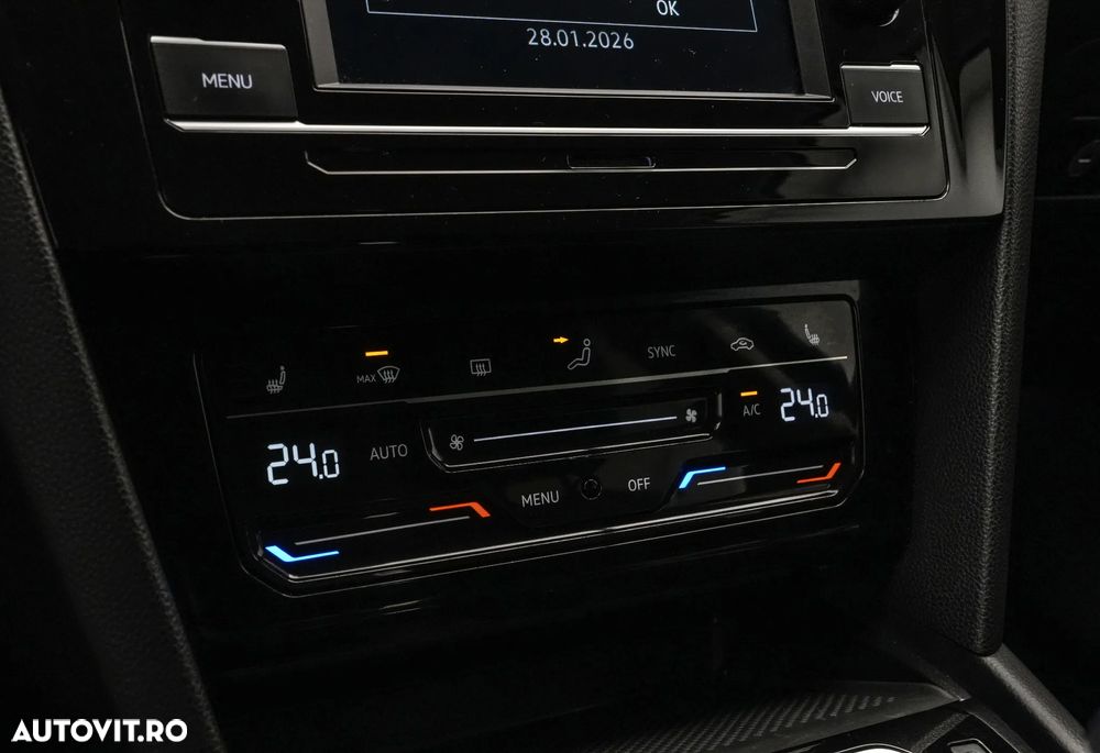 Volkswagen Passat 2.0 TDI DSG Comfortline - 21