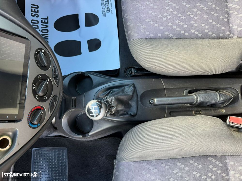 Ford Focus Van 1.8 TDdi - 22