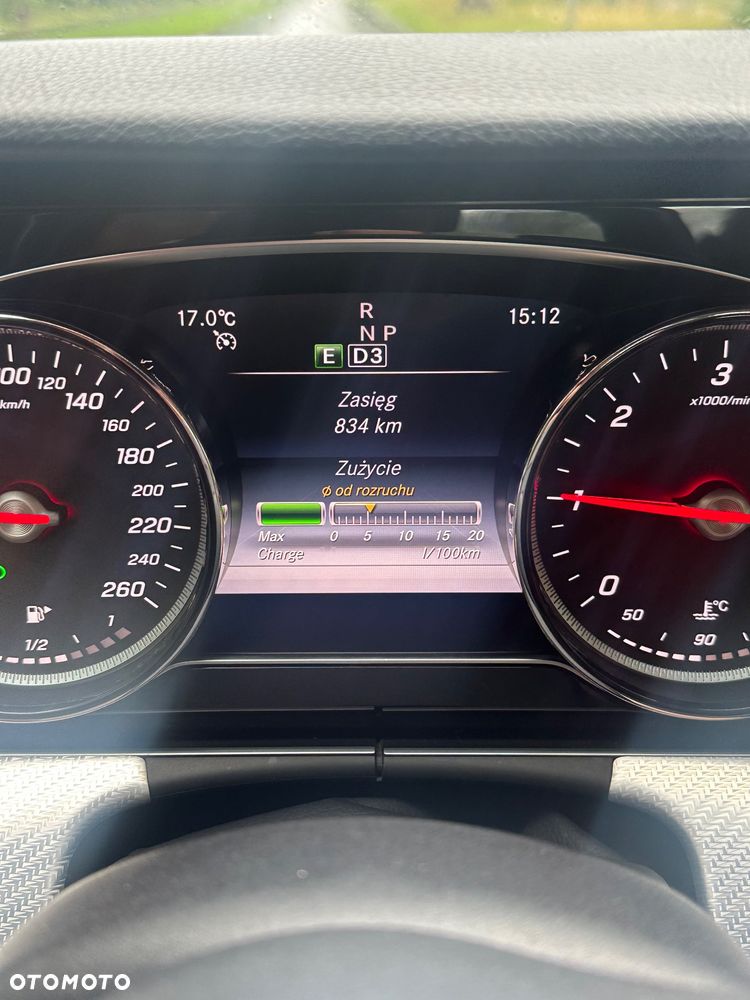 Mercedes-Benz Klasa E 200 d 9G-TRONIC - 13