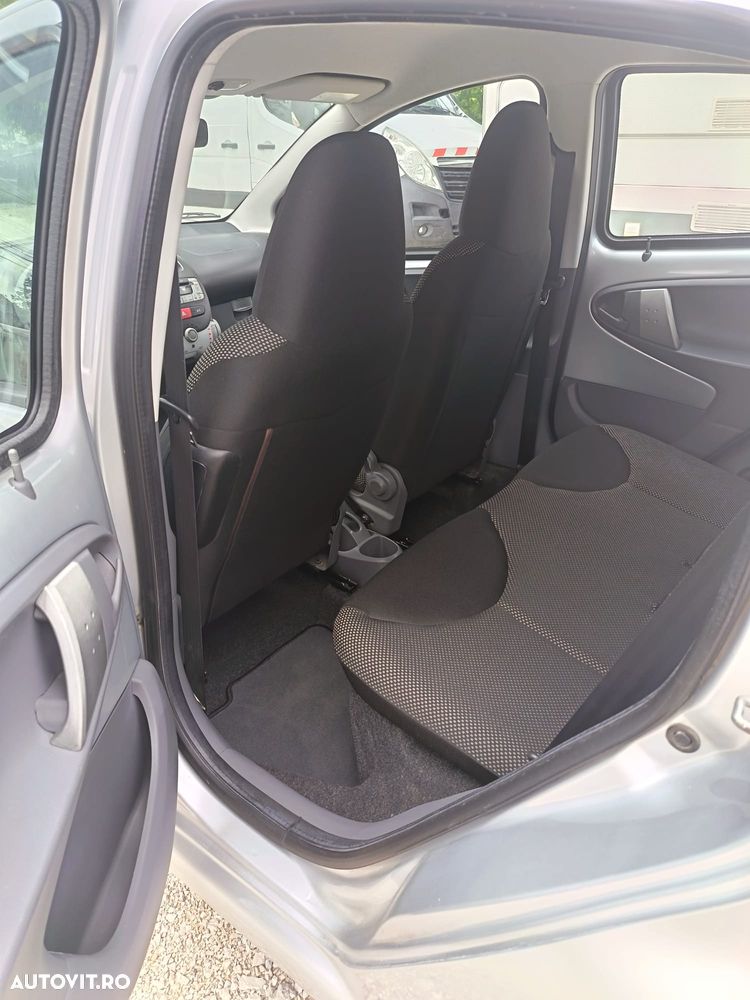 Toyota Aygo Cool&Go - 10