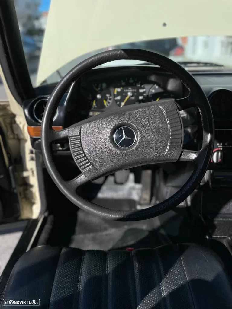 Mercedes-Benz 300 - 18