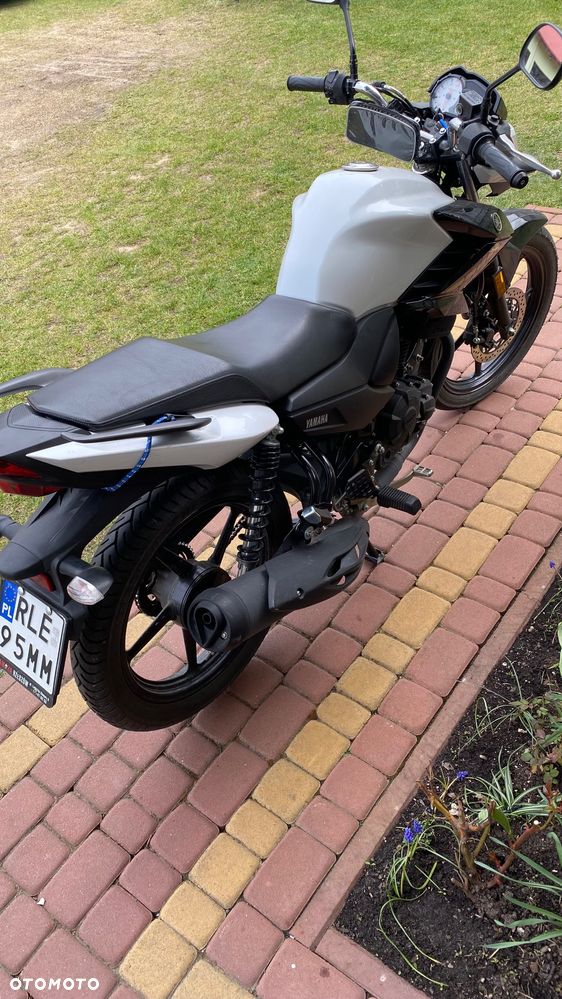 Yamaha YS - 5
