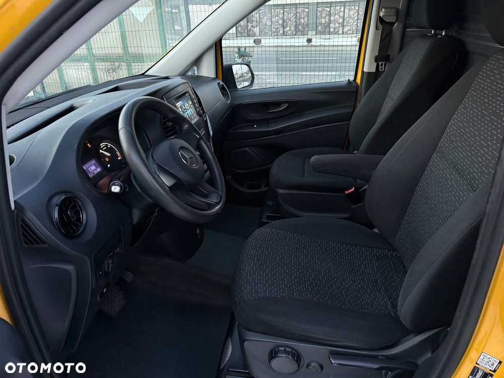 Mercedes-Benz eVito - 18