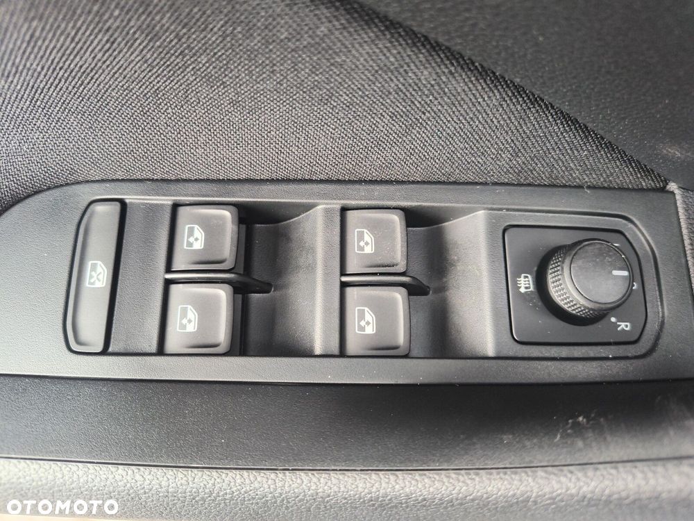Skoda Kamiq 1.0 TSI Essence - 20