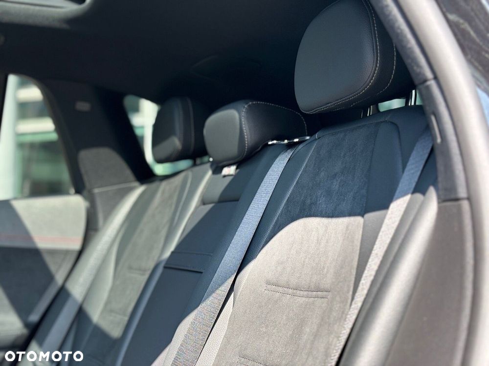 Mercedes-Benz EQE - 9