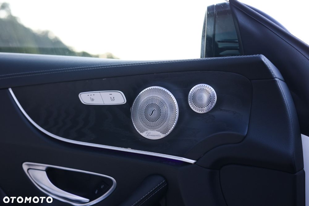 Mercedes-Benz Klasa E 400 4Matic 9G-TRONIC 25th Anniversary Edition - 16