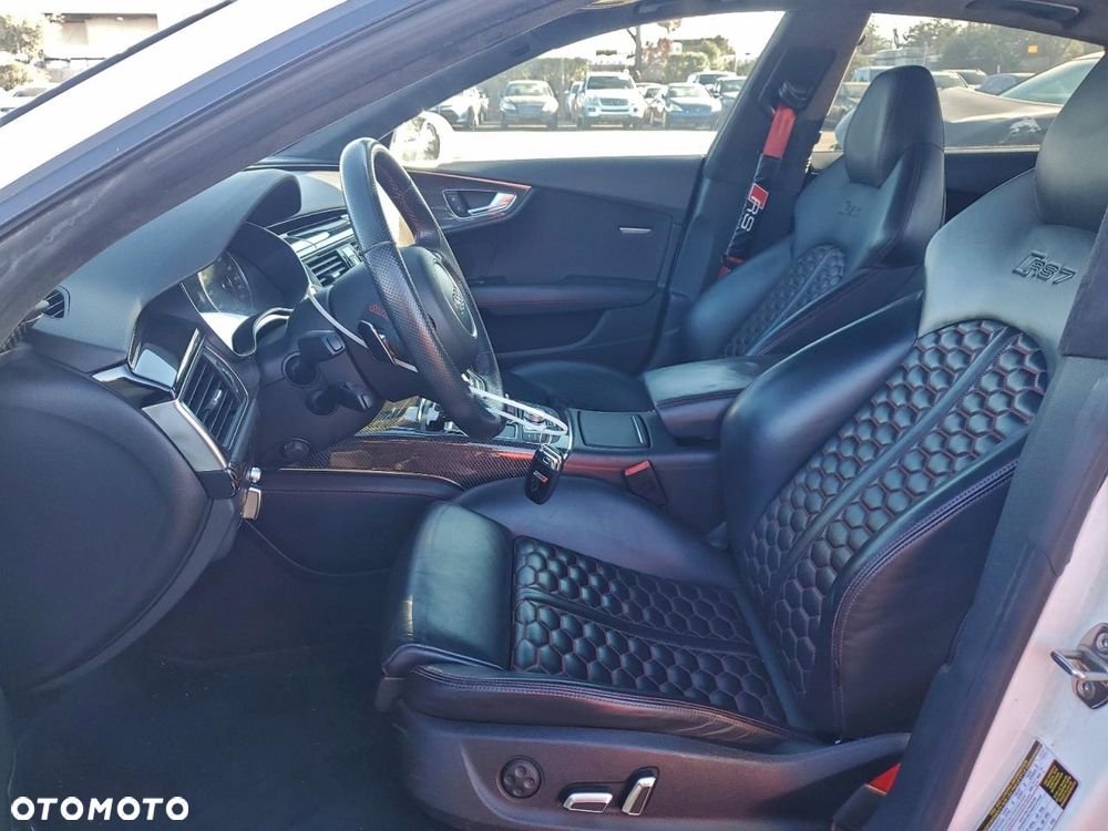 Audi RS7 Sportback - 7