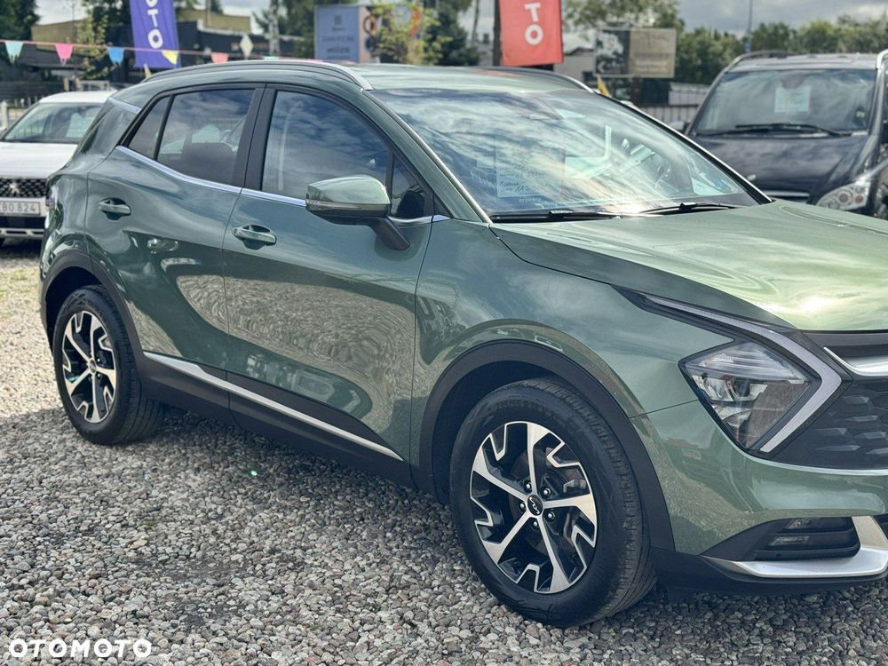 Kia Sportage 1.6 T-GDI HEV Business Line 4WD - 13