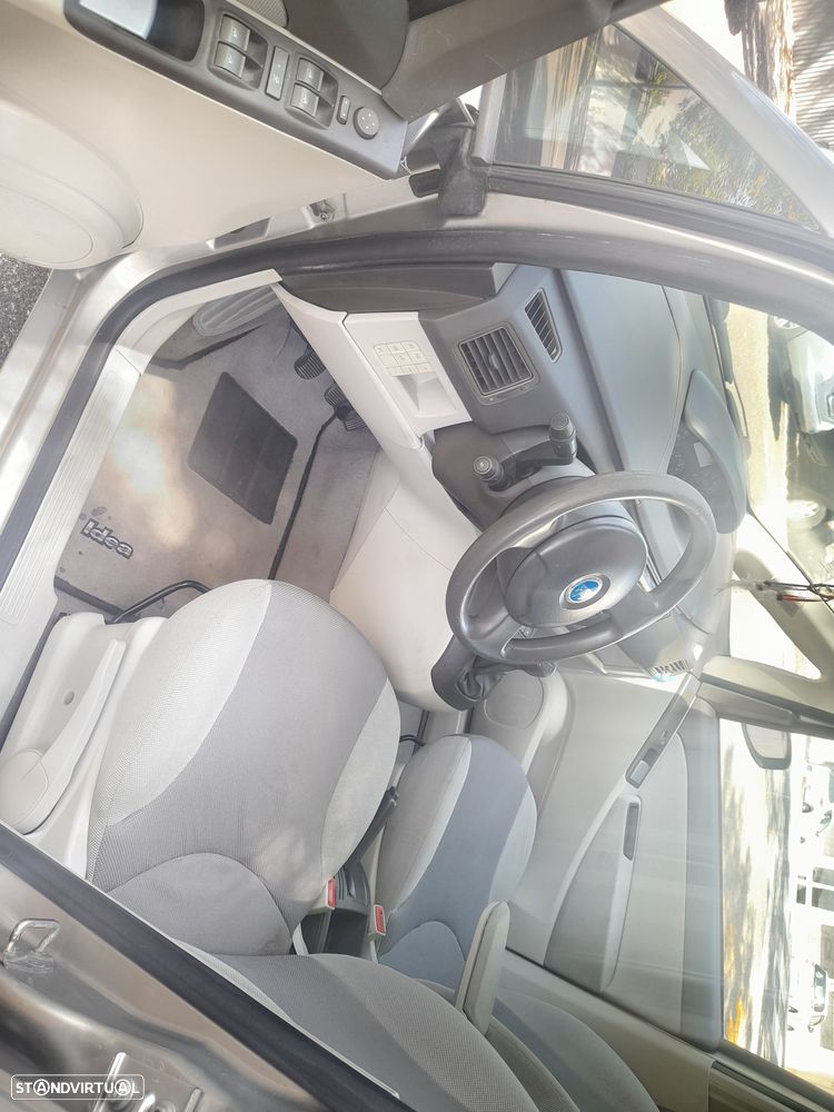 Fiat Idea 1.3 MJ Active - 5