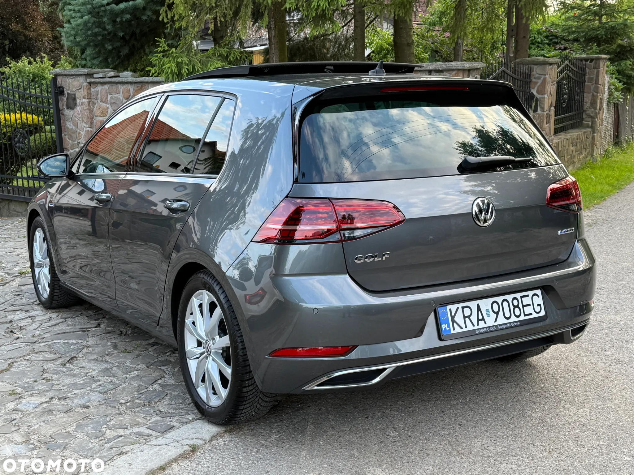 Volkswagen Golf 1.5 TSI BlueMotion ACT Highline - 15