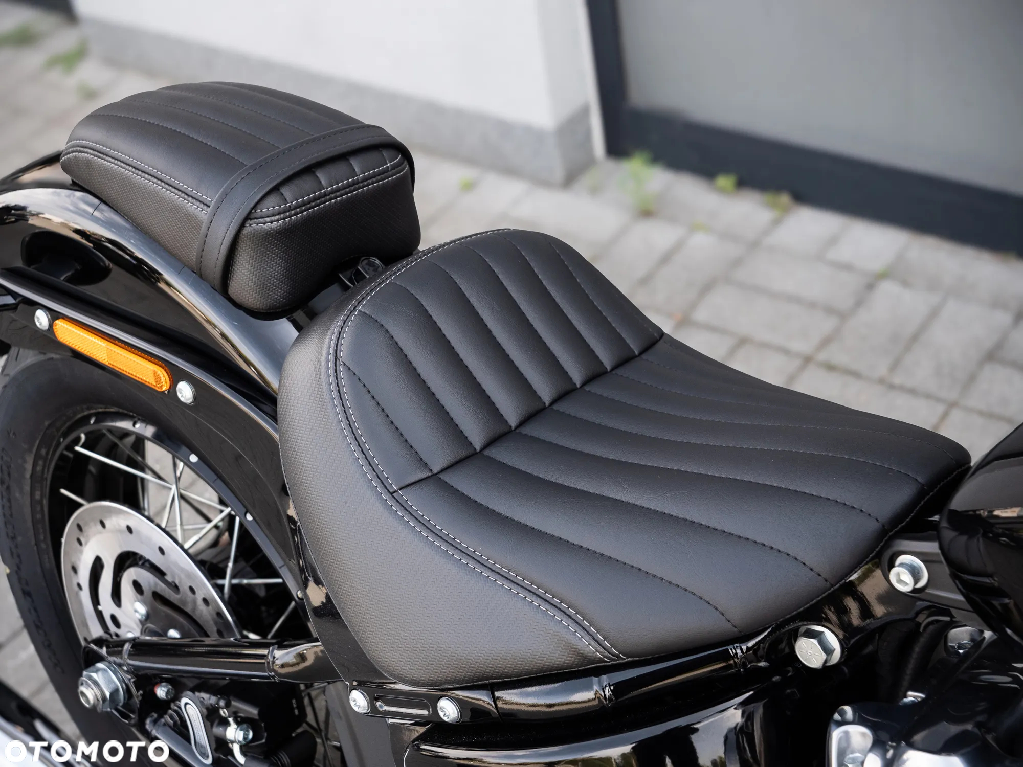 Harley-Davidson Softail Street Bob - 16