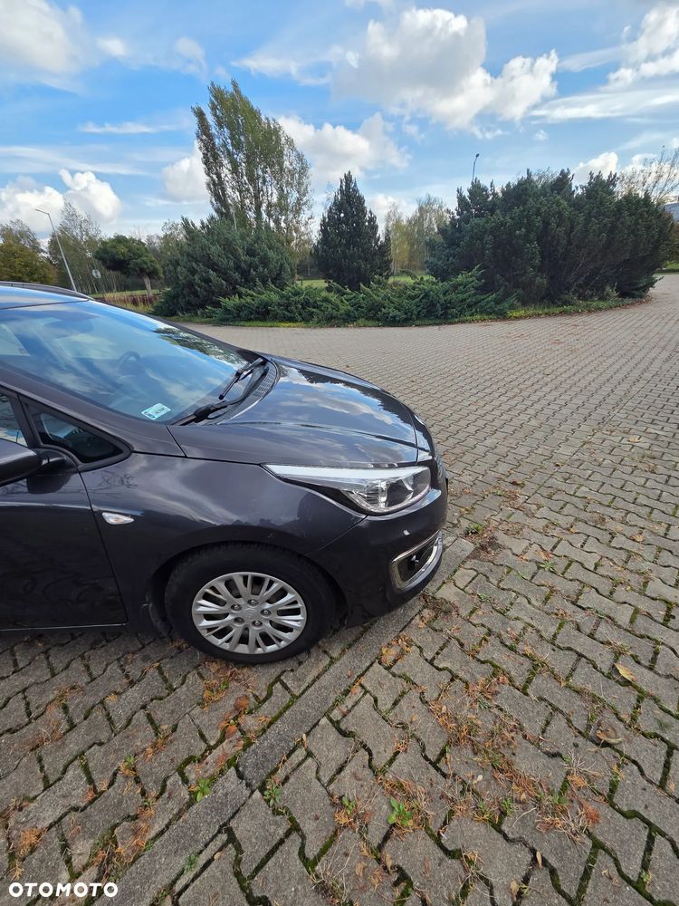 Kia Ceed - 7
