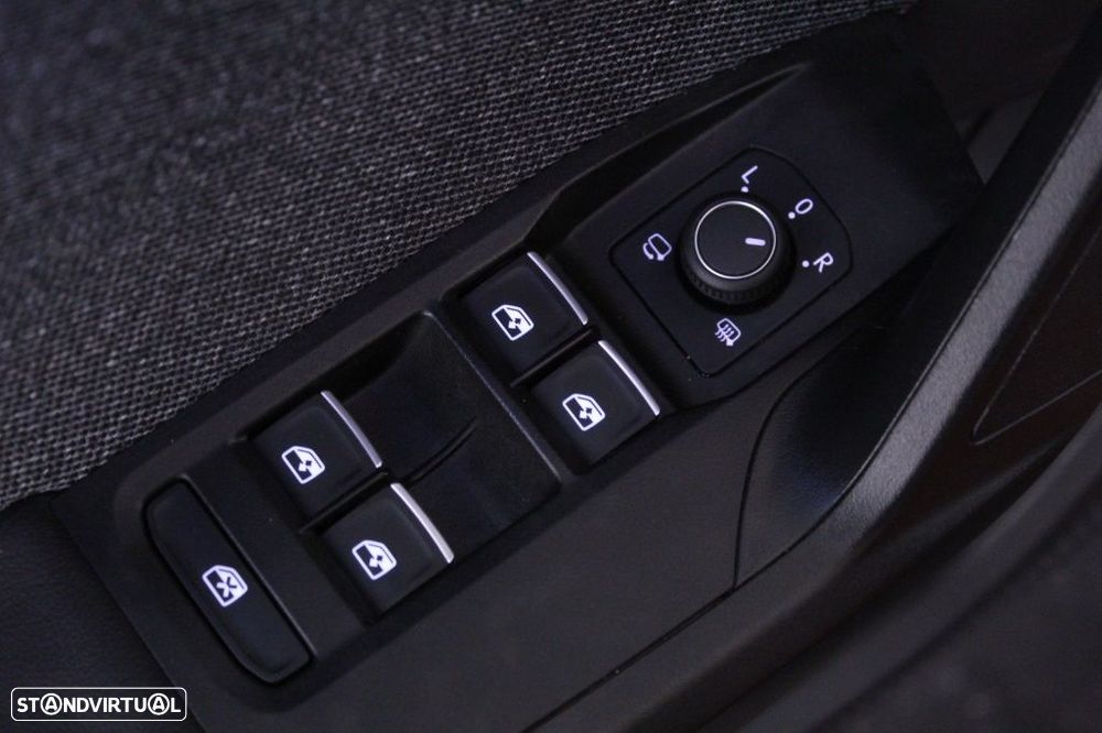 SEAT Leon 1.5 TSI e-Hybrid Style DSG - 20